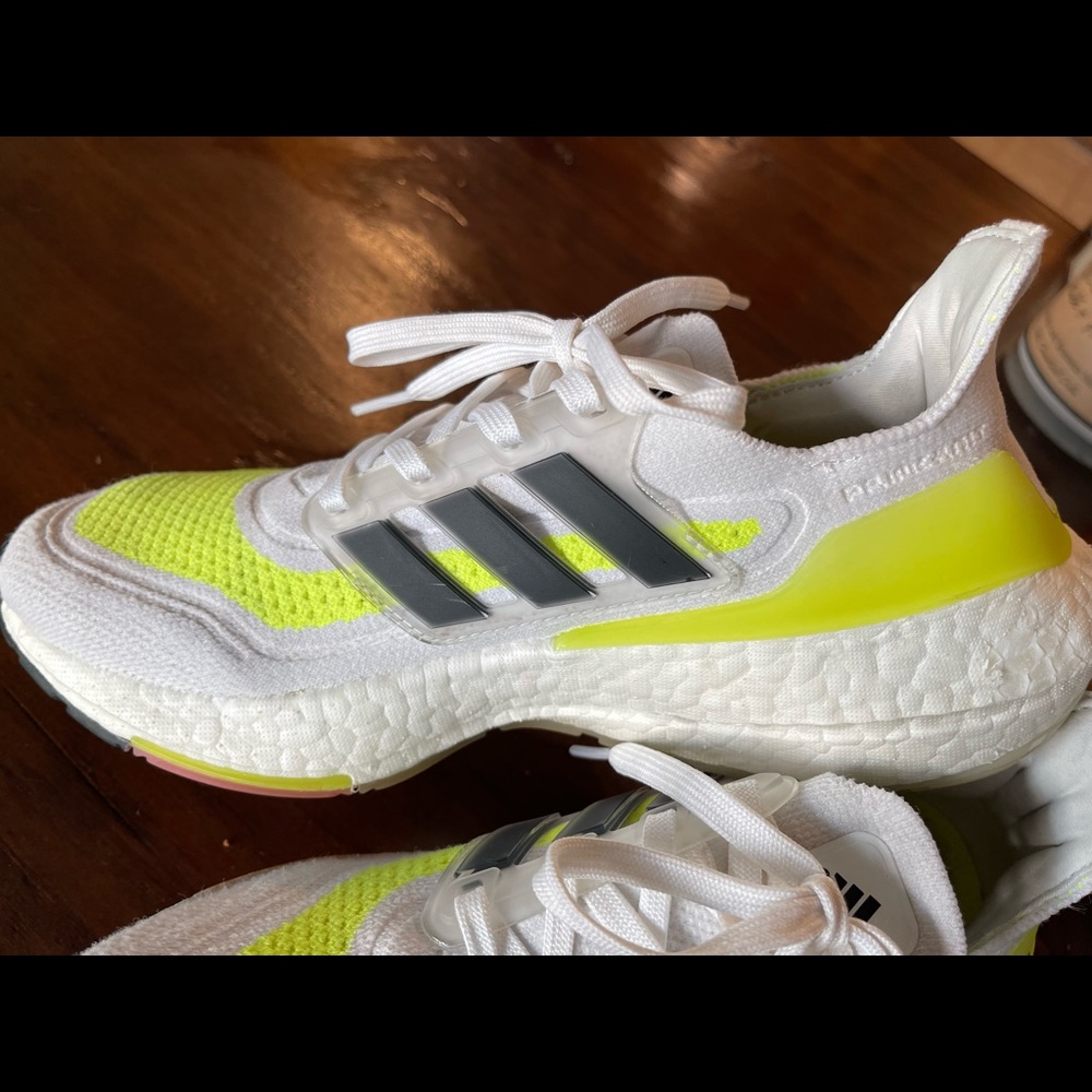 Adiddas Ultraboost 21